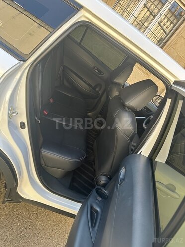 Toyota Corolla Cross 2024, 5,400 km - 2.0 l - Bakı