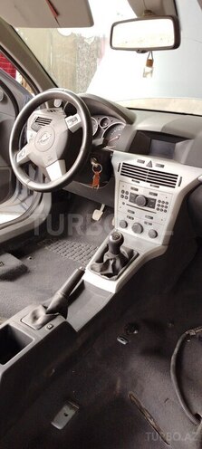 Opel Astra 2009, 105,000 km - 1.8 l - Ağdam