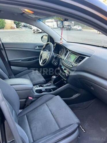 Hyundai Tucson 2015, 250,000 km - 2.0 l - Bakı