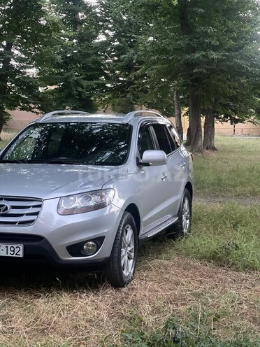Hyundai Santa Fe 2011, 325,000 km - 2.0 l - Xaçmaz