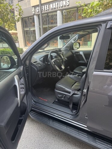 Toyota Land Cruiser Prado 2014, 135,000 km - 2.7 l - Bakı