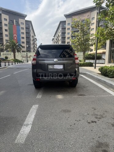 Toyota Land Cruiser Prado 2014, 135,000 km - 2.7 l - Bakı