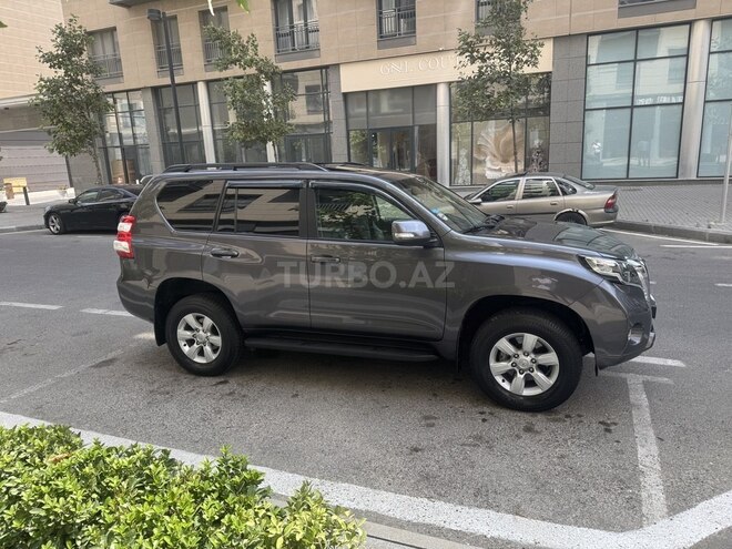 Toyota Land Cruiser Prado 2014, 135,000 km - 2.7 l - Bakı
