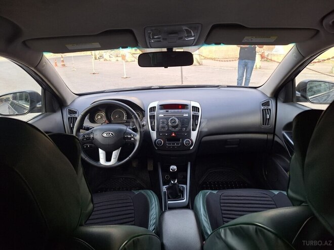 Kia  2012, 215,000 km - 1.6 l - Bakı