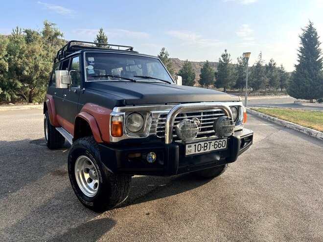 Nissan Patrol 1988, 365,000 km - 3.5 l - Bakı