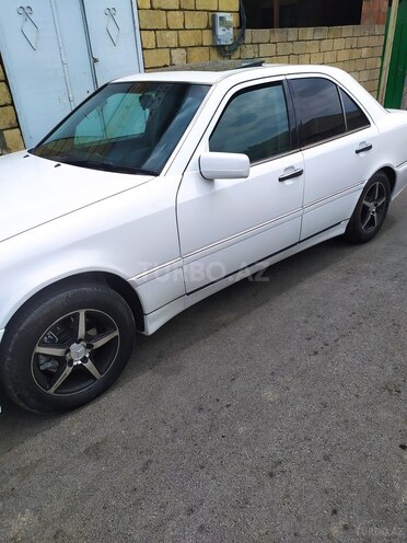 Mercedes C 220 1996, 229,453 km - 2.2 l - Mingəçevir
