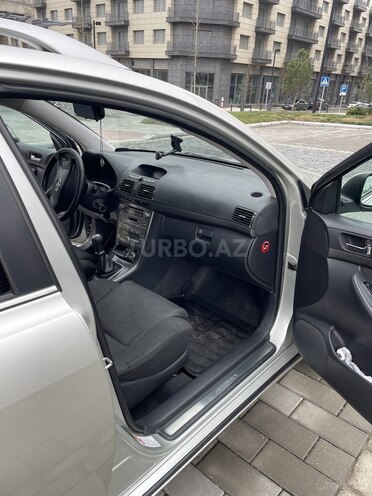 Toyota Avensis 2005, 347,000 km - 2.0 l - Bakı
