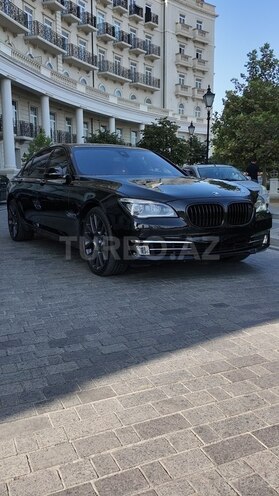 BMW 750 2013, 214,000 km - 4.4 l - Bakı