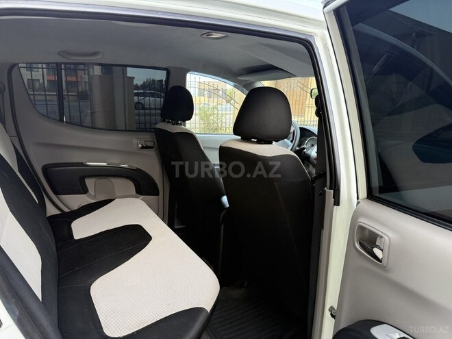 Mitsubishi L200 2014, 185,000 km - 2.5 l - Bakı