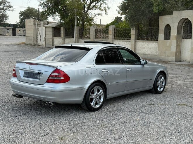Mercedes E 240 2002, 296,356 km - 2.6 l - Bakı