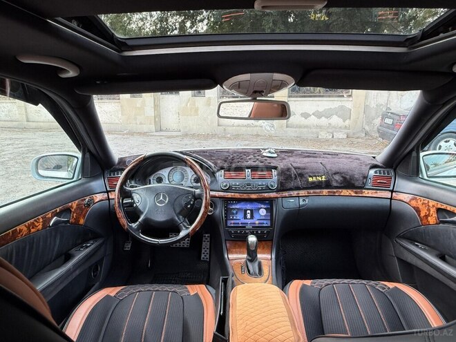 Mercedes E 240 2002, 296,356 km - 2.6 l - Bakı