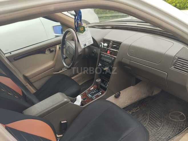 Mercedes C 230 1997, 422,000 km - 2.3 l - Bakı