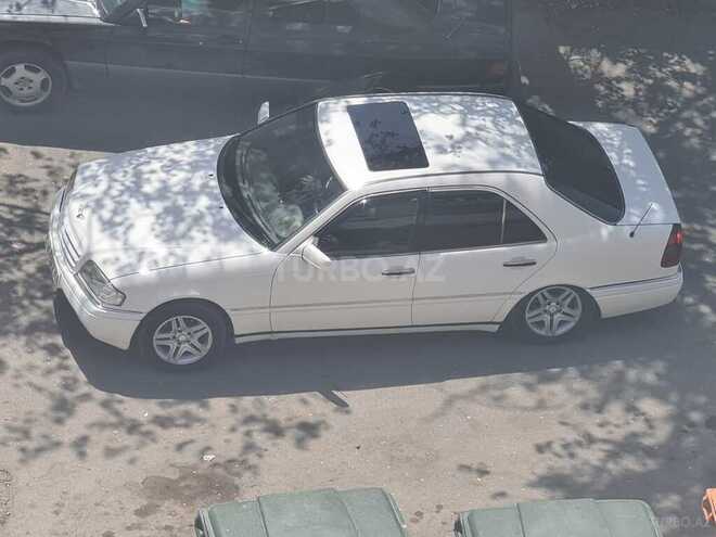 Mercedes C 230 1997, 422,000 km - 2.3 l - Bakı