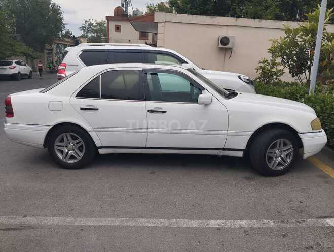 Mercedes C 230 1997, 422,000 km - 2.3 l - Bakı