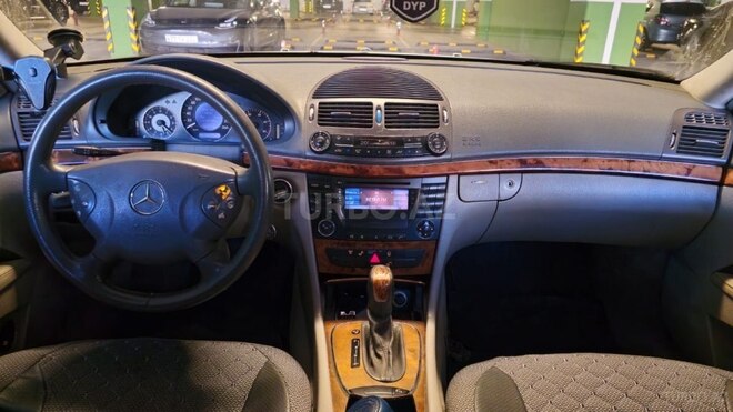 Mercedes E 220 2002, 250,000 km - 2.2 l - Bakı