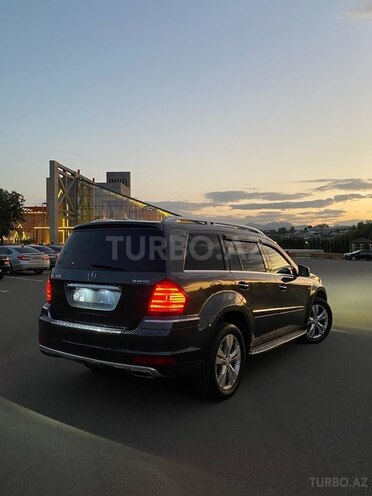 Mercedes GL 350 4MATIC 2011, 232,000 km - 3.0 l - Gəncə