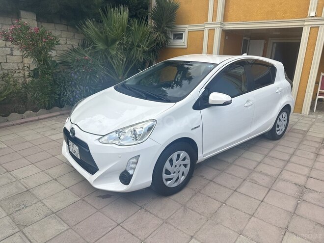Toyota Aqua 2015, 136,000 km - 1.5 l - Bakı