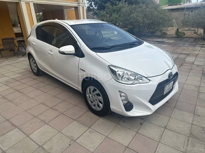Toyota Aqua 2015, 136,000 km - 1.5 l - Bakı