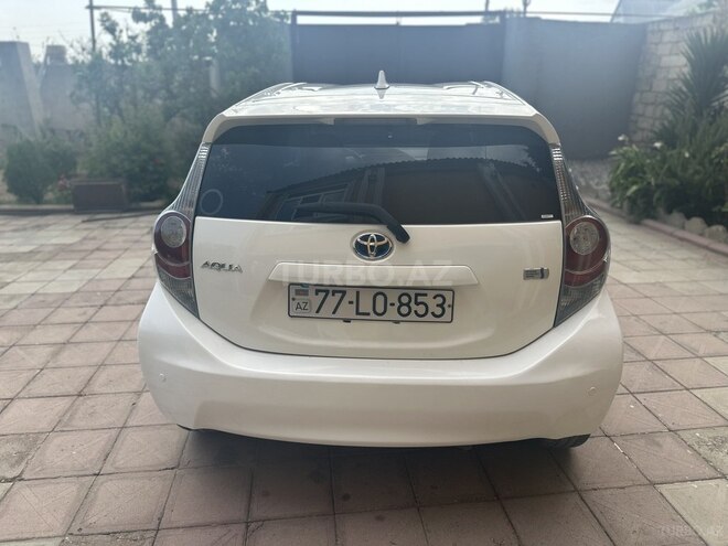 Toyota Aqua 2015, 136,000 km - 1.5 l - Bakı