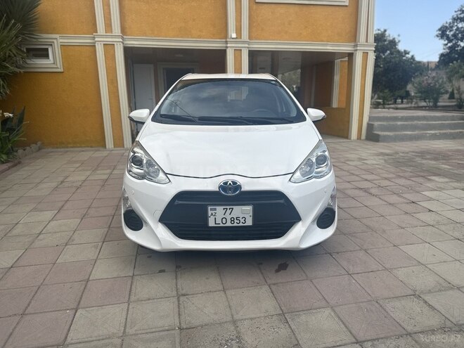Toyota Aqua 2015, 136,000 km - 1.5 l - Bakı