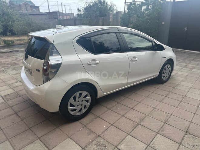 Toyota Aqua 2015, 136,000 km - 1.5 l - Bakı