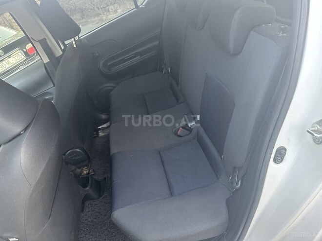Toyota Aqua 2015, 136,000 km - 1.5 l - Bakı
