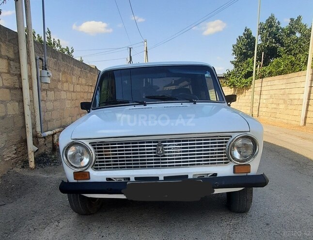 LADA (VAZ) 21011 1980, 100,000 km - 1.3 l - Şirvan