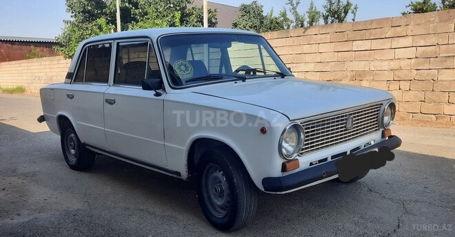 LADA (VAZ) 21011 1980, 100,000 km - 1.3 l - Şirvan