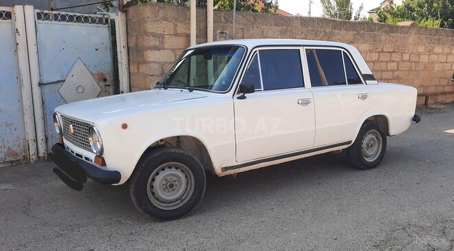 LADA (VAZ) 21011 1980, 100,000 km - 1.3 l - Şirvan