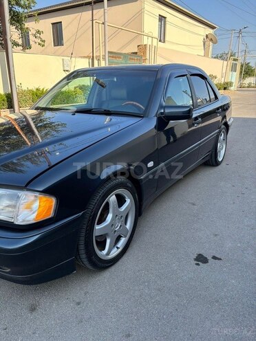 Mercedes C 200 1999, 230,000 km - 2.0 l - Bakı