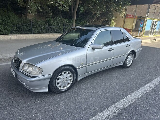 Mercedes C 220 1998, 213,000 km - 2.2 l - Bakı