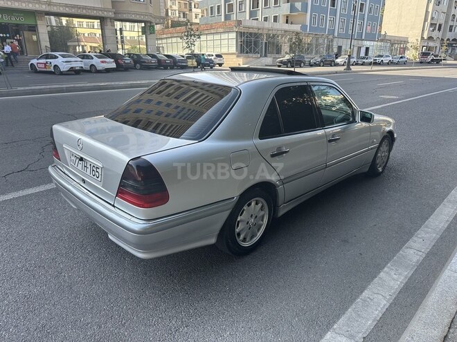 Mercedes C 220 1998, 213,000 km - 2.2 l - Bakı