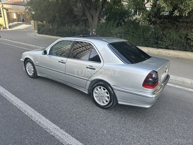 Mercedes C 220 1998, 213,000 km - 2.2 l - Bakı