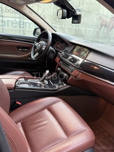 BMW 520 2014, 242,000 km - 2.0 l - Bakı