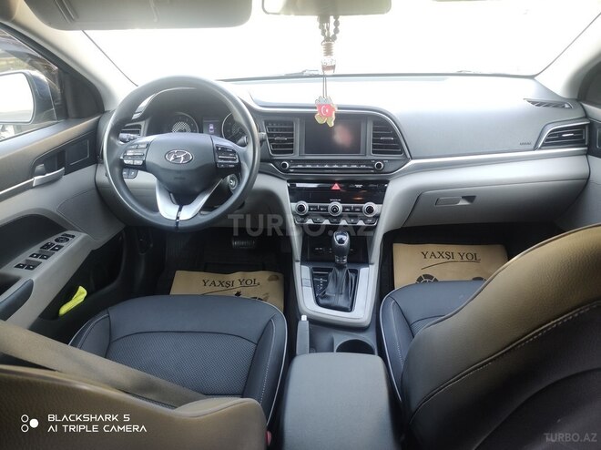 Hyundai Elantra 2019, 109,000 km - 2.0 l - Bakı