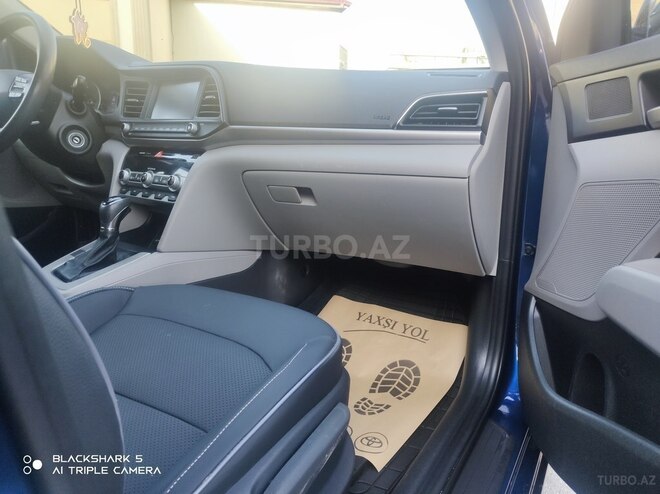 Hyundai Elantra 2019, 109,000 km - 2.0 l - Bakı