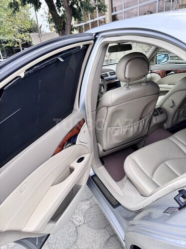 Mercedes E 240 2002, 322,428 km - 2.6 l - Masallı
