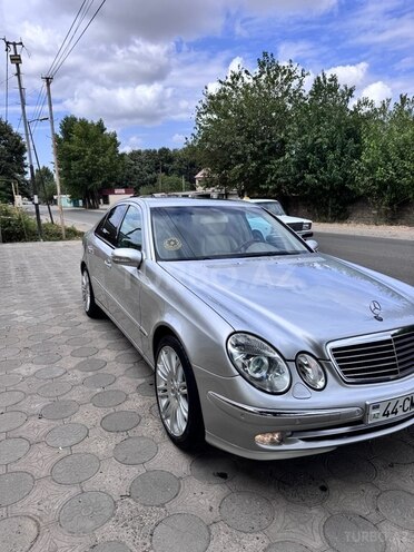 Mercedes E 240 2002, 322,428 km - 2.6 l - Masallı