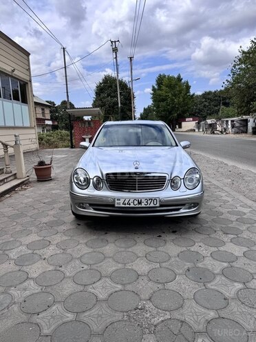 Mercedes E 240 2002, 322,428 km - 2.6 l - Masallı