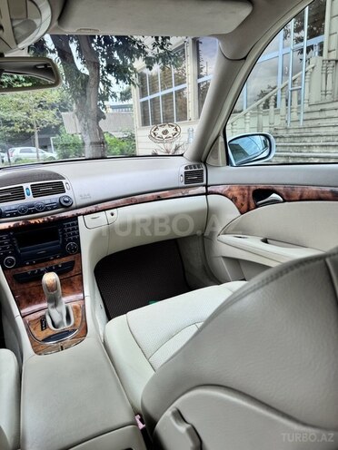 Mercedes E 240 2002, 322,428 km - 2.6 l - Masallı