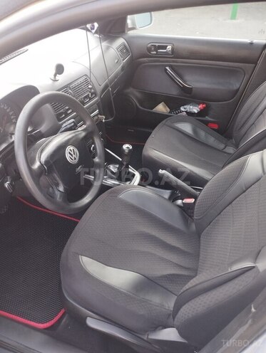 Volkswagen Golf 1998, 403,378 km - 1.6 l - Yevlax