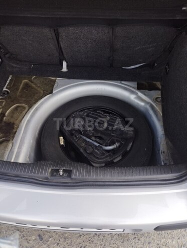 Volkswagen Golf 1998, 403,378 km - 1.6 l - Yevlax
