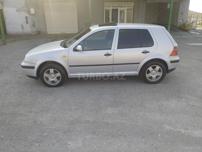 Volkswagen Golf 1998, 403,378 km - 1.6 l - Yevlax