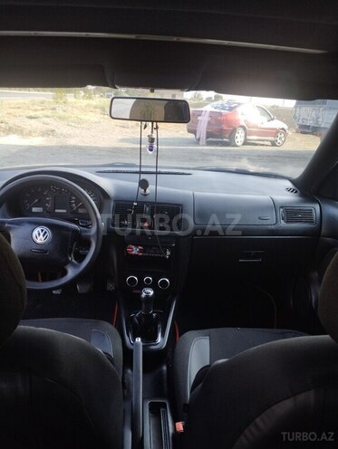 Volkswagen Golf 1998, 403,378 km - 1.6 l - Yevlax
