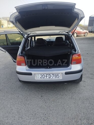 Volkswagen Golf 1998, 403,378 km - 1.6 l - Yevlax