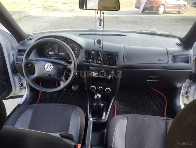 Volkswagen Golf 1998, 403,378 km - 1.6 l - Yevlax