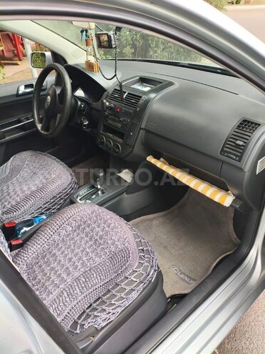 Volkswagen Polo 2005, 250,000 km - 1.4 l - Mingəçevir