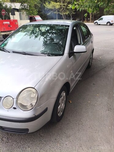 Volkswagen Polo 2005, 250,000 km - 1.4 l - Mingəçevir