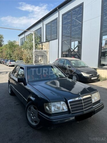 Mercedes E 200 1993, 450,000 km - 2.0 l - Bakı