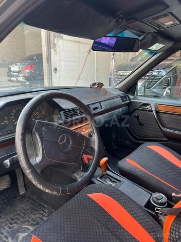 Mercedes E 200 1993, 450,000 km - 2.0 l - Bakı